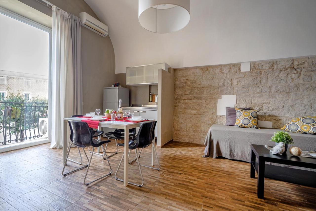 Winnili Apartments Trani Exteriör bild